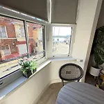 Merchants Quarters - Berkano & Othala - Two Stunning In One - Both With Harbour And Sea Views - Free Roof Terrace With Sea And Harbour View And Location To Beaches Amenities Restaurants And Harbour Scarborough