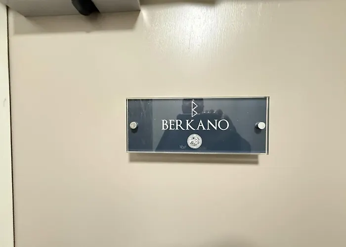 Merchants Quarters - Berkano & Othala - Two Stunning In One - Both With Harbour And Sea Views - Free Roof Terrace With Sea And Harbour View And Location To Beaches Amenities Restaurants And Harbour Ferienhaus *