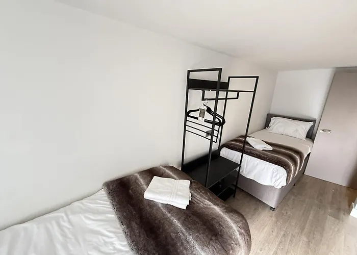 Merchants Quarters - Berkano & Othala - Two Stunning In One - Both With Harbour And Sea Views - Free Roof Terrace With Sea And Harbour View And Location To Beaches Amenities Restaurants And Harbour Ferienhaus Scarborough