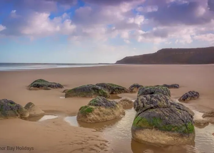 Merchants Quarters - Berkano & Othala - Two Stunning In One - Both With Harbour And Sea Views - Free Roof Terrace With Sea And Harbour View And Location To Beaches Amenities Restaurants And Harbour *