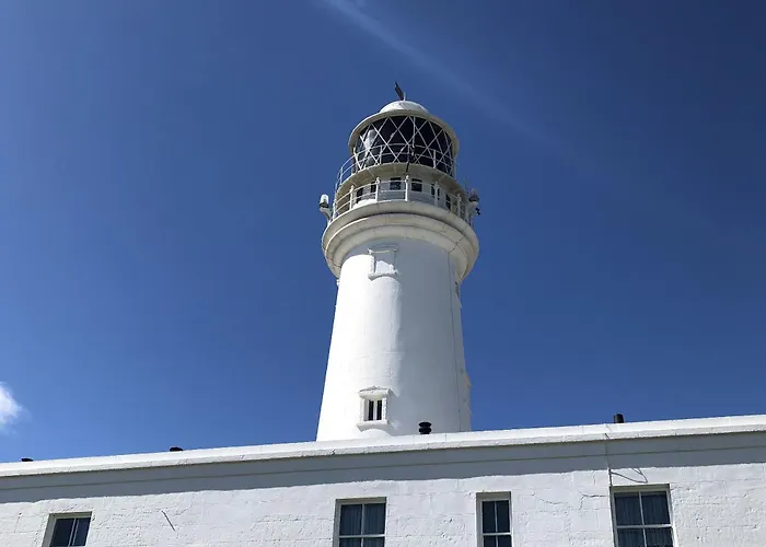 Semesterbostad Merchants Quarters - Berkano & Othala - Two Stunning In One - Both With Harbour And Sea Views - Free Roof Terrace With Sea And Harbour View And Location To Beaches Amenities Restaurants And Harbour