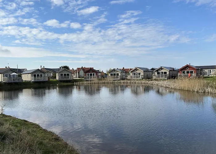 Ferienhaus Merchants Quarters - Berkano & Othala - Two Stunning In One - Both With Harbour And Sea Views - Free Roof Terrace With Sea And Harbour View And Location To Beaches Amenities Restaurants And Harbour