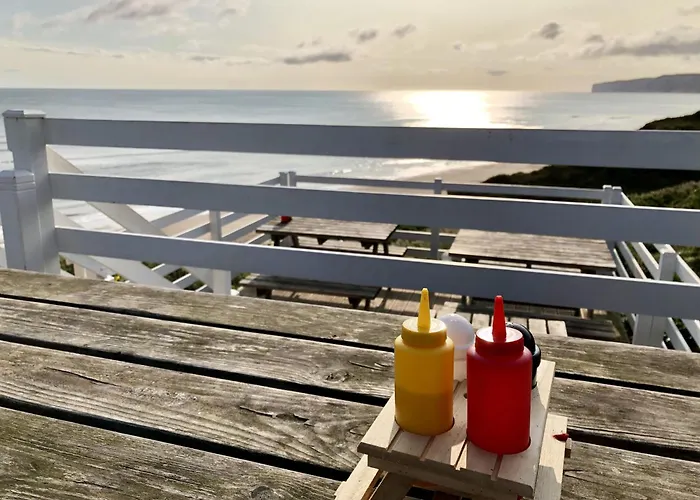 Merchants Quarters - Berkano & Othala - Two Stunning In One - Both With Harbour And Sea Views - Free Roof Terrace With Sea And Harbour View And Location To Beaches Amenities Restaurants And Harbour * Scarborough